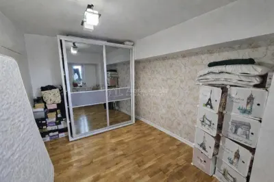 Apartamento de 3 Dormitorios Distribuido – Rond Alba Iulia – Sin Comisión - foto 5