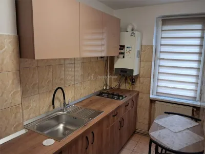 Resita, 2-Bedroom Ground Floor Apartment for Rent, University Area - foto 4