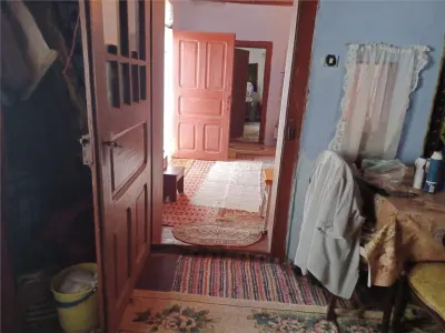砖砌房屋及果园 – 吉乌尔吉乌，比拉村 - foto 14