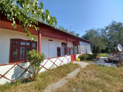 砖砌房屋及果园 – 吉乌尔吉乌，比拉村 - foto 3
