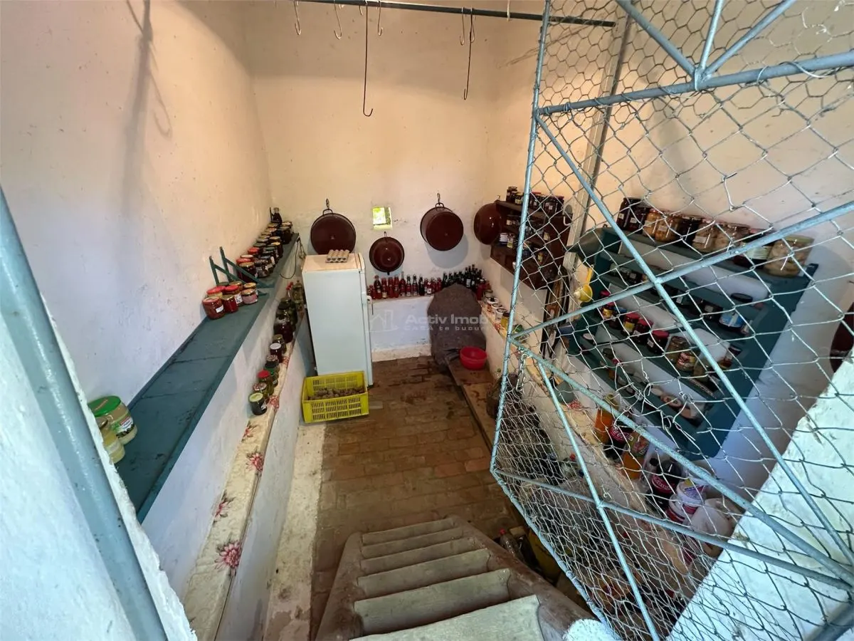 Maison de Charme avec Jardin et Cour, 1500sqm, Birda - foto 12