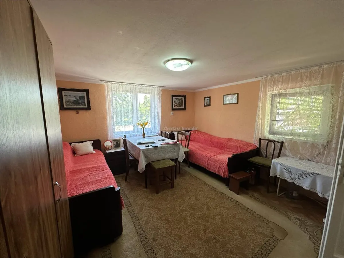 Maison de Charme avec Jardin et Cour, 1500sqm, Birda - foto 4