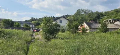 Terrain Constructible 800 m² à Vendre, Valea Voievozilor - foto 6