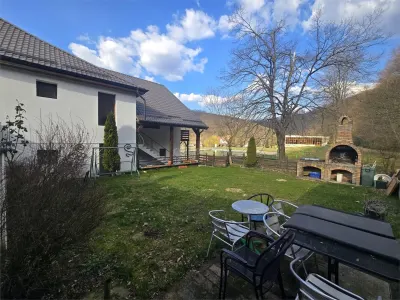 Resita Villa 500 sqm Terrain, Lisière Forêt, Commission Zéro Acheteur - foto 16