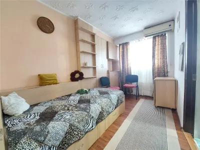 改建为两卧室的单间公寓，7层，乌尼里北区，布扎乌 - Buzau