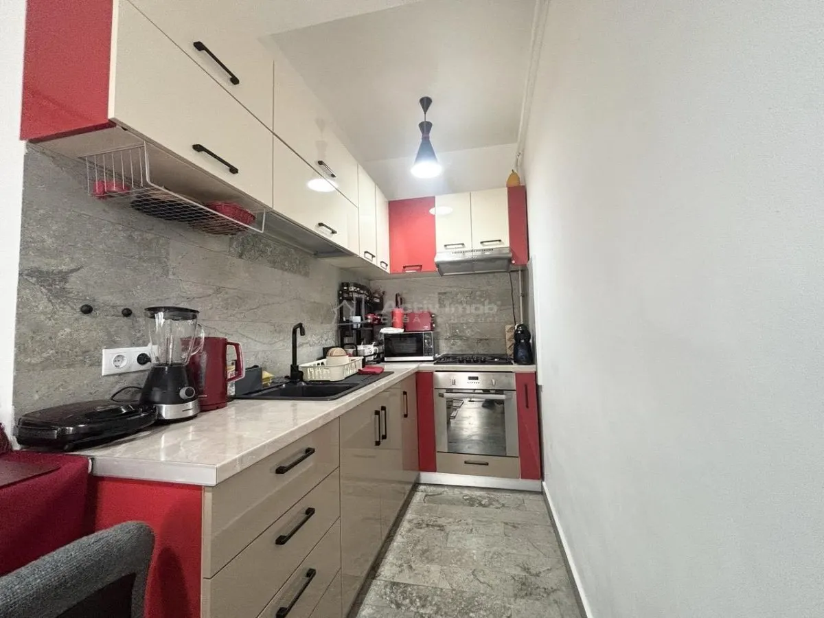 Characterful Urban Retreat – Mansard House with Fitted Cellar, Central Oradea - foto 11