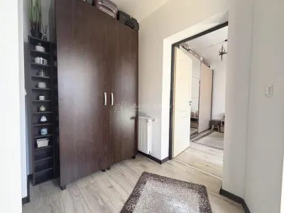 Characterful Urban Retreat – Mansard House with Fitted Cellar, Central Oradea - foto 21