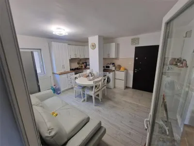 2-Bedroom Apartment for Sale in Micro 6, Strada Basarabiei - foto 2