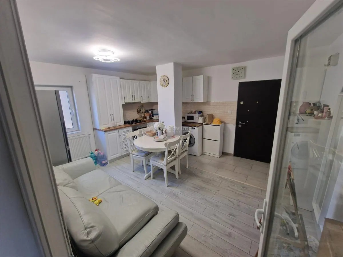 2-Bedroom Apartment for Sale in Micro 6, Strada Basarabiei - foto 2