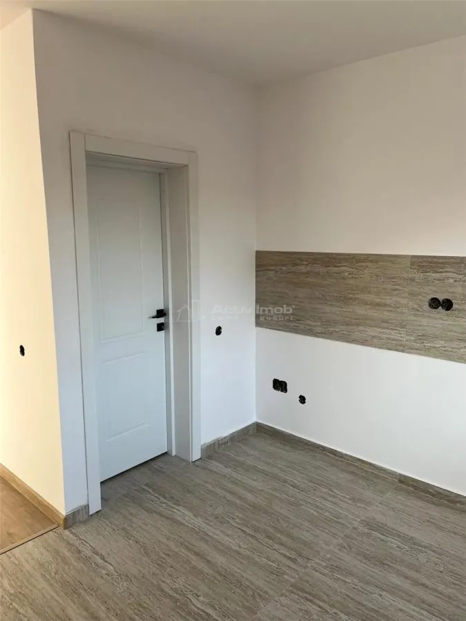 Duplex - 4 Chambres - Măgurele - 140 m² - foto 13
