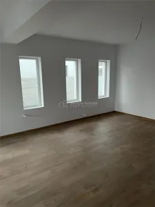 Duplex - 4 Chambres - Măgurele - 140 m² - foto 17