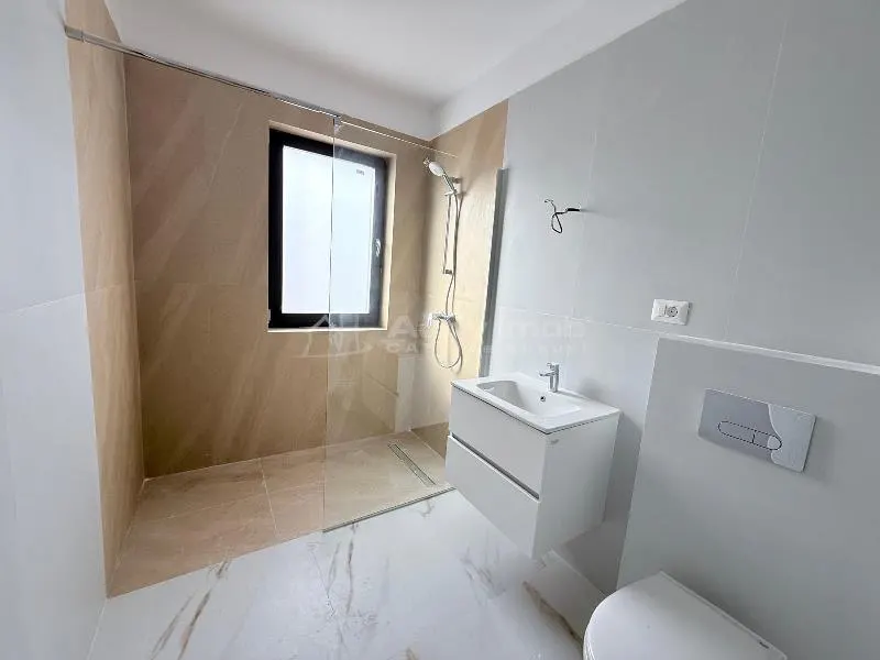 出售 - 复式别墅 - Prelungirea Ghencea-Dantelei，Bragadiru - €195,000 含增值税 - foto 3