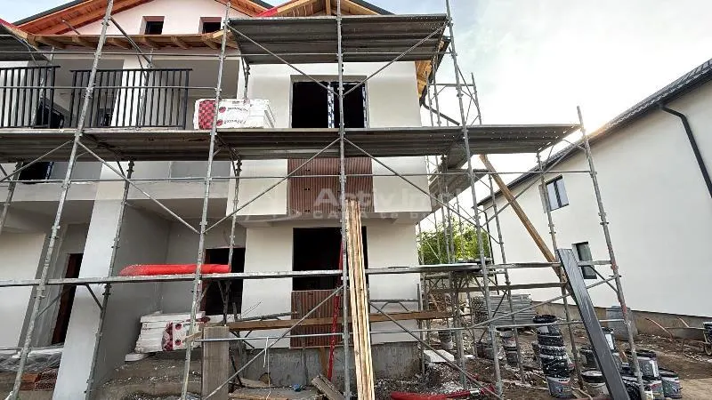 出售 - 复式别墅 - Prelungirea Ghencea-Dantelei，Bragadiru - €195,000 含增值税 - foto 4