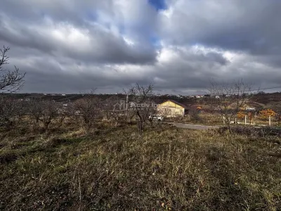 Terrain à Bâtir Rue Livezilor, Oradea - foto 3