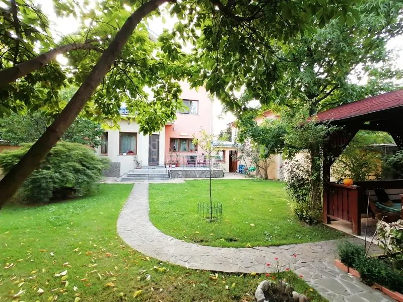Villa Prelungirea Ghencea, Bucuresti Sector 6 – 550,000€ – 660sqm Land - foto 1