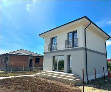 Maison Neuve P+1+Grenier | Proche de Bucarest | Finitions Premium - Darasti-Ilfov