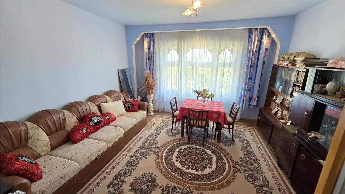 Petrilova | Propriété de 4.400 m² | 9 Pièces | Zéro Commission - foto 11