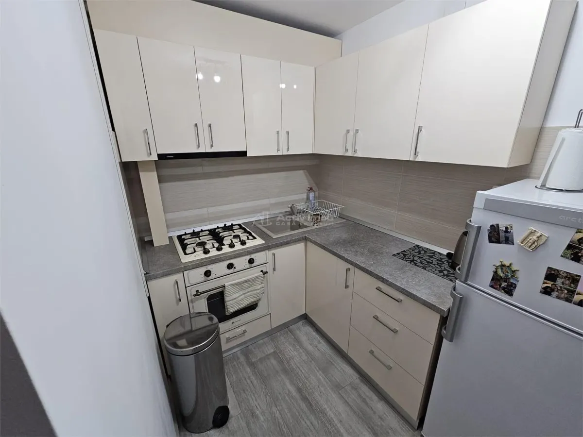 Appartement 2 Pièces à Louer en Immeuble ANL, Târgoviște - foto 3