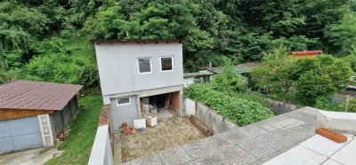 Resita: Maison Cinq Chambres avec Sous-Sol, Rez-de-Chaussée, Étage et Mansarde - foto 18