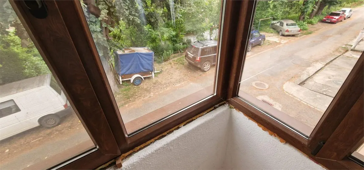 Resita: Maison Cinq Chambres avec Sous-Sol, Rez-de-Chaussée, Étage et Mansarde - foto 7