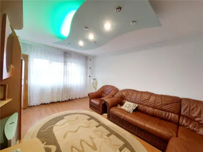 3-Bedroom Apartment, 73 sqm, 3rd Floor, Furnished & Equipped, Dorobanți - foto 3