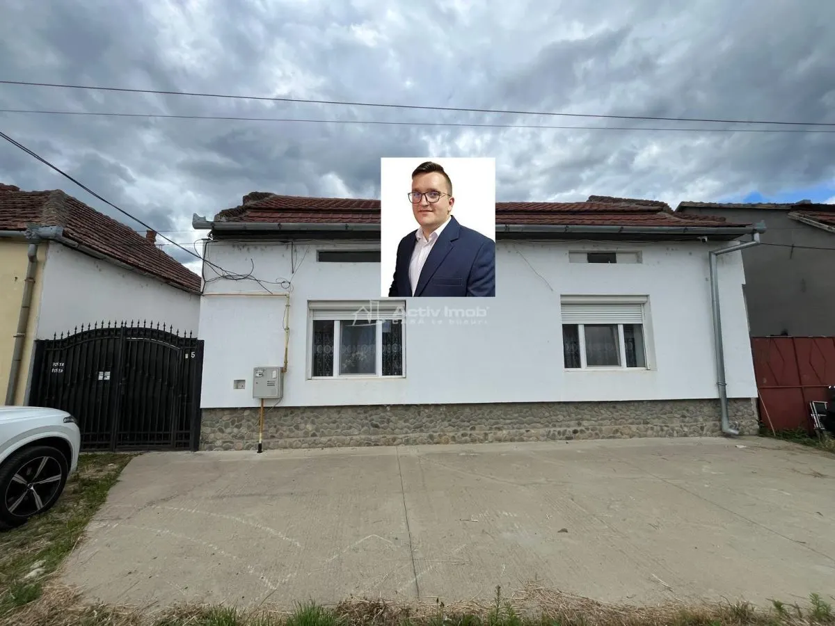 Caransebes, 4-Bedroom House, Pipirig Zone - foto 2