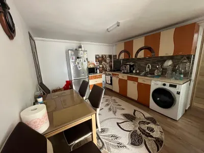 Caransebes, 4-Bedroom House, Pipirig Zone - foto 13