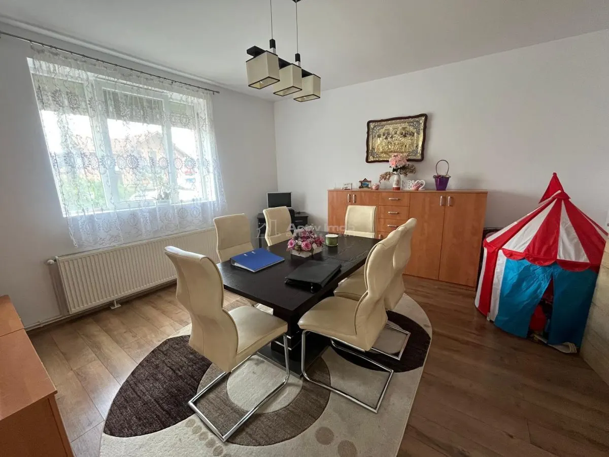 Caransebes, 4-Bedroom House, Pipirig Zone - foto 6