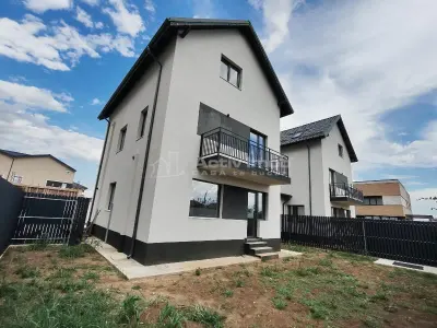 Vente - Villa Individuelle avec Garage - Prelungirea Ghencea, Bragadiru - 225 000 € - Bucuresti