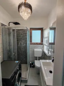 Venta - Villa Independiente - Magurele - Cerca del Centro - Calefacción por Suelo - €206.000 - foto 15