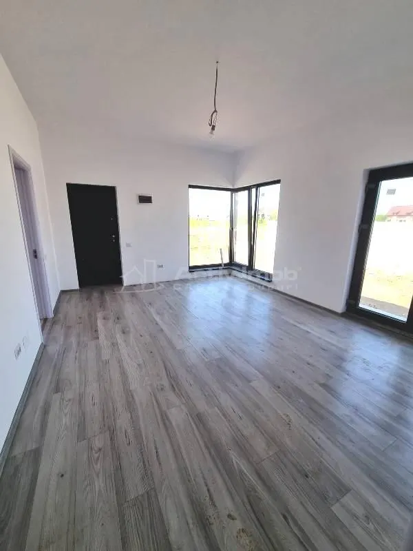 Venta - Villa Independiente - Magurele - Cerca del Centro - Calefacción por Suelo - €206.000 - foto 18