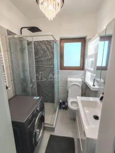 混合用途物业：商铺 + 公寓 + 单间，克林塞尼 - foto 13