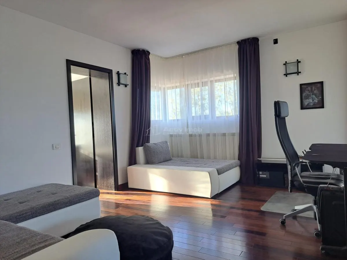 Luxury Villa with Swimming Pool - Buftea - 8 Bedrooms - 4 Bathrooms - 620sqm - 2500sqm Plot - foto 14