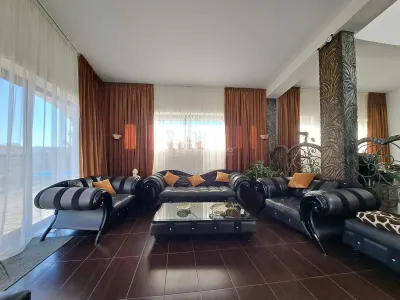 Luxury Villa with Swimming Pool - Buftea - 8 Bedrooms - 4 Bathrooms - 620sqm - 2500sqm Plot - foto 3