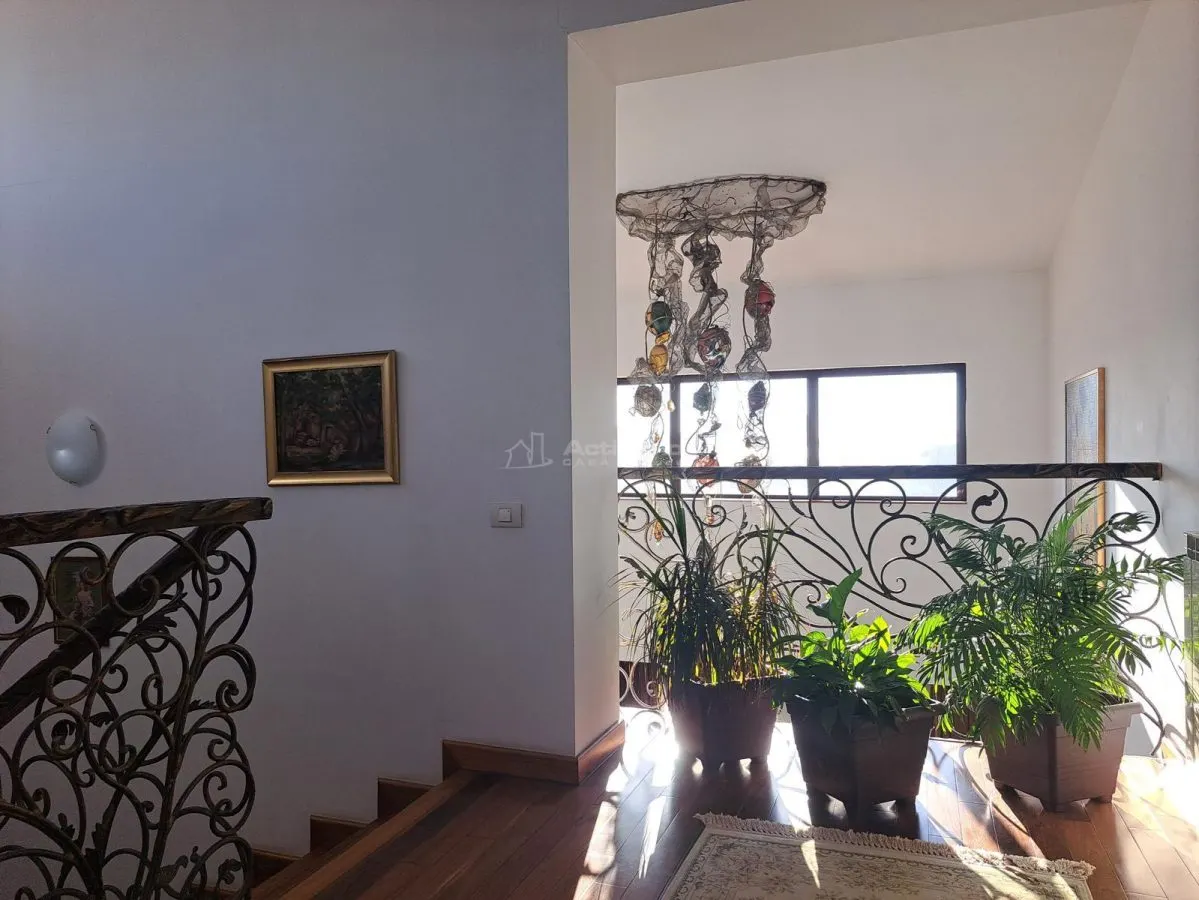 Luxury Villa with Swimming Pool - Buftea - 8 Bedrooms - 4 Bathrooms - 620sqm - 2500sqm Plot - foto 10