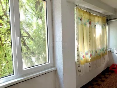 Appartement 4 Pièces, Rez-de-Chaussée avec Garage et Débarras, Centre Baia Mare - foto 2