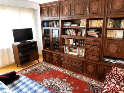 Appartement 4 Pièces, Rez-de-Chaussée avec Garage et Débarras, Centre Baia Mare - foto 5