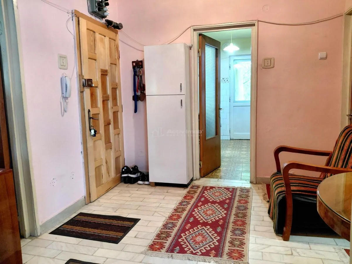 Appartement 4 Pièces, Rez-de-Chaussée avec Garage et Débarras, Centre Baia Mare - foto 10