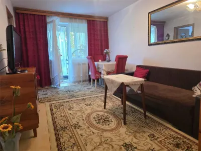 3卧室公寓，3楼，家具齐全，Aleea Scolilor Micro 14 - Buzau