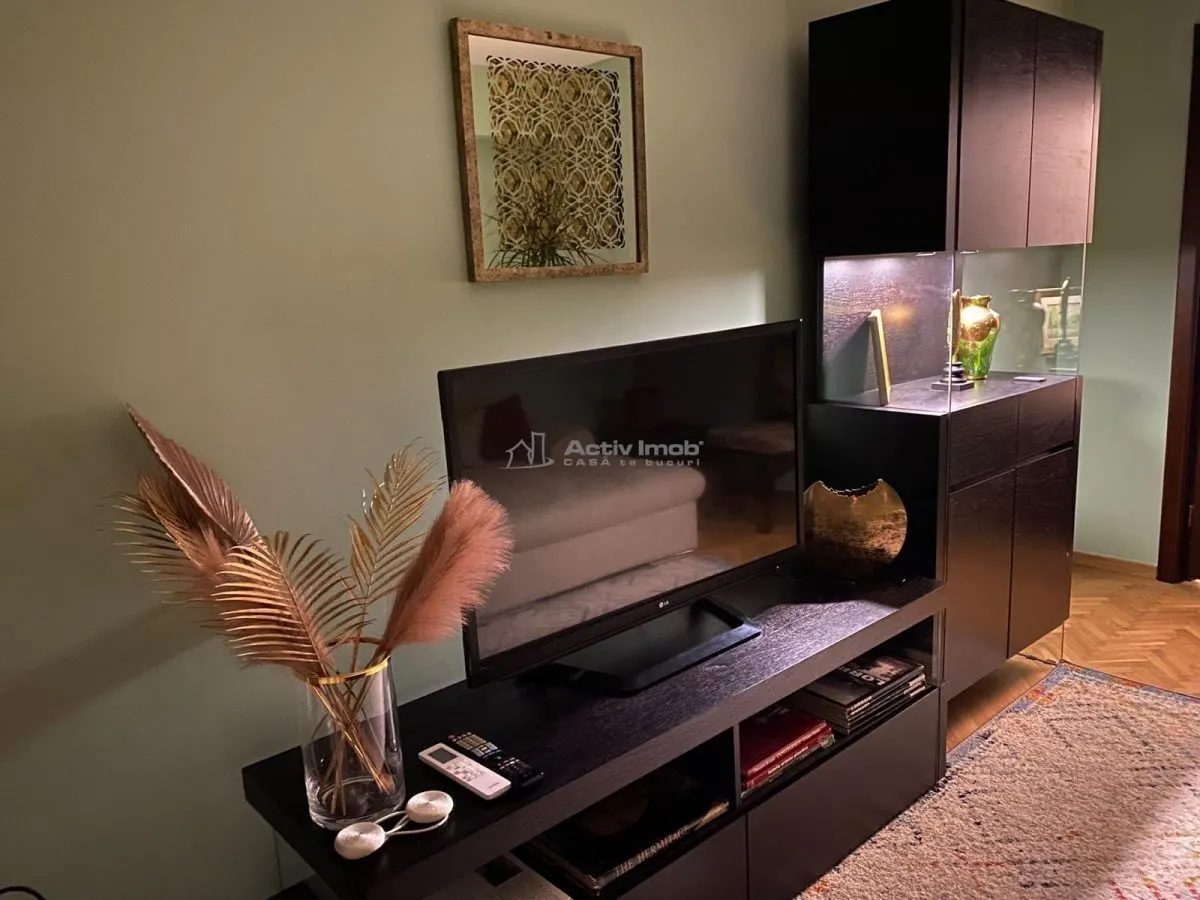 Appartement 3 Pièces Distribution Séparée - Rénovation Premium - Victoriei–Titulescu - foto 3