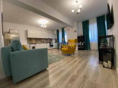 Apartamento de tres dormitorios, barrio Damaroaia, espacioso, comisión 0 - foto 2