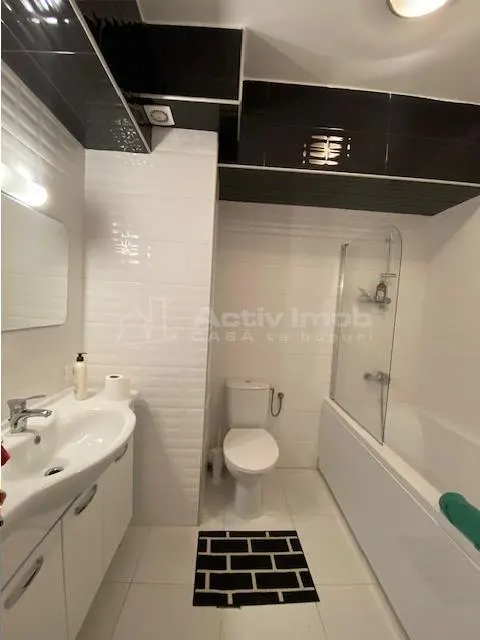 Apartamento de tres dormitorios, barrio Damaroaia, espacioso, comisión 0 - foto 11