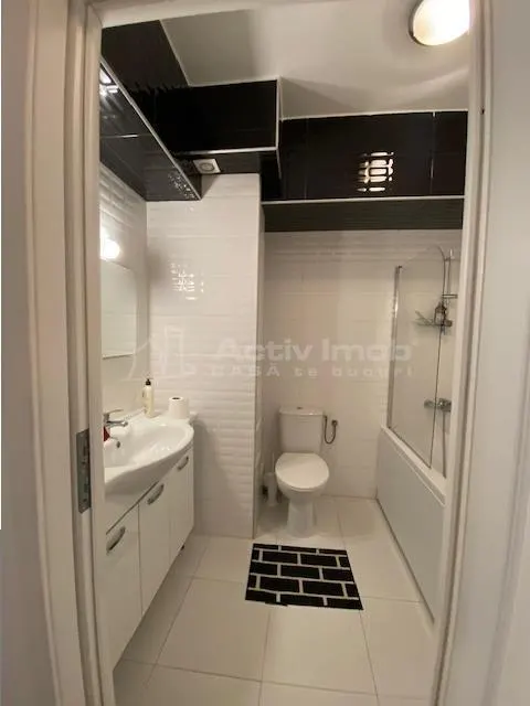 Apartamento de tres dormitorios, barrio Damaroaia, espacioso, comisión 0 - foto 13