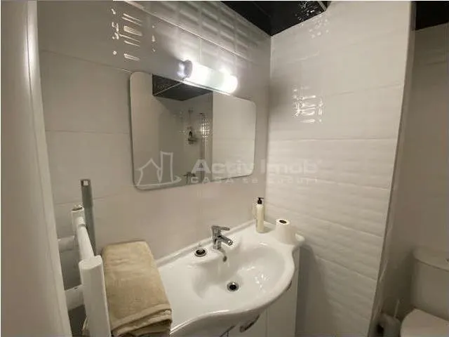 Apartamento de tres dormitorios, barrio Damaroaia, espacioso, comisión 0 - foto 15