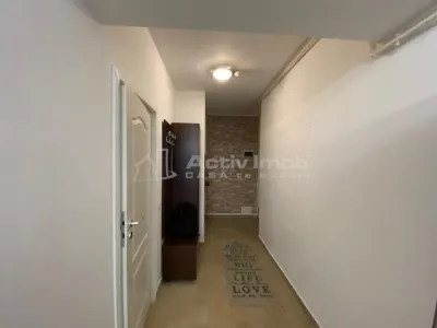 Apartamento de tres dormitorios, barrio Damaroaia, espacioso, comisión 0 - foto 17