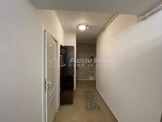 Apartamento de tres dormitorios, barrio Damaroaia, espacioso, comisión 0 - foto 17