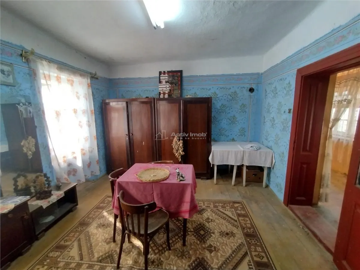 Socol | Casa de 7 Habitaciones | Planta Baja + Desván | 546 sqm Terreno - foto 9