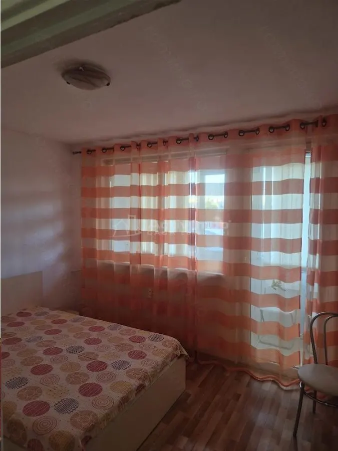 Apartamento de 2 Dormitorios Distribución Separada - Cantemir - Tineretului - foto 14