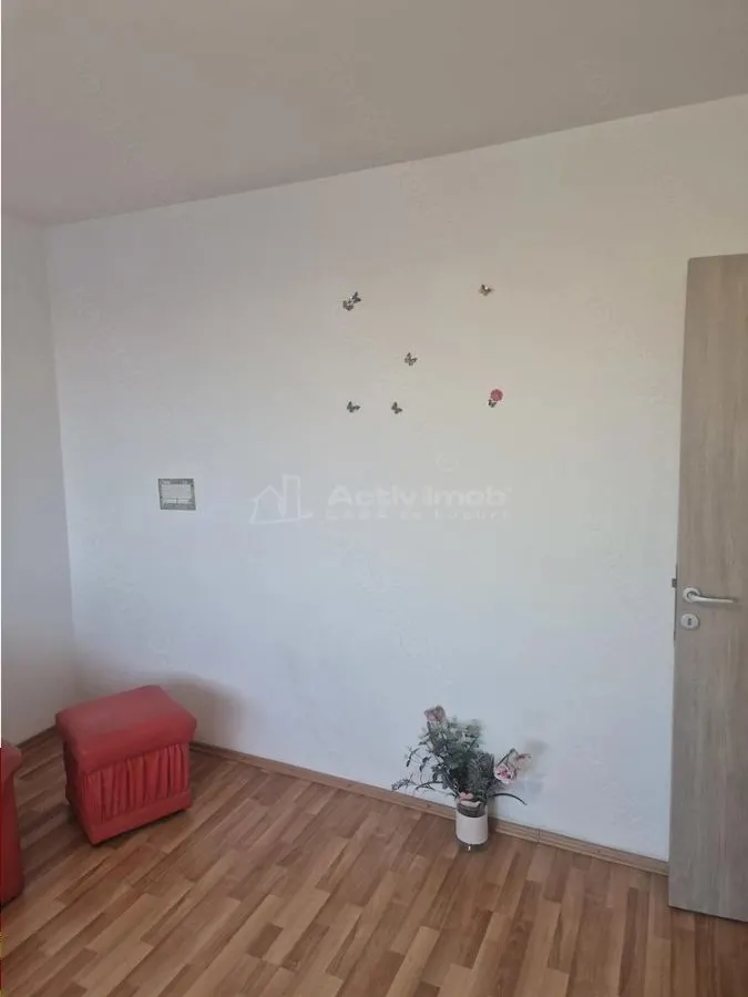 Apartamento de 2 Dormitorios Distribución Separada - Cantemir - Tineretului - foto 8