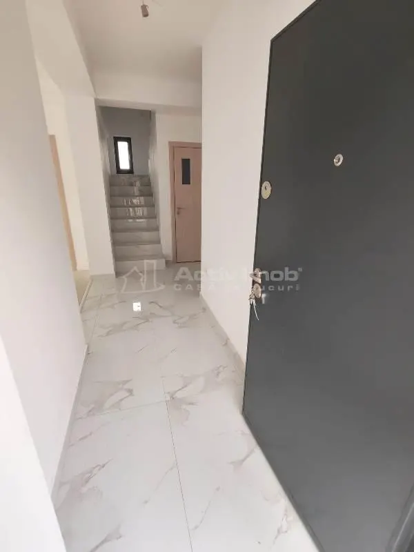 منزل منفصل، غرفتا نوم بالطابق الأرضي + علية، Rahova، 185.000 يورو شامل ضريبة القيمة المضافة - foto 2
